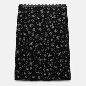 New ZARA Embroidered Beaded Mini Pencil Skirt Women’s SIZE XS Black